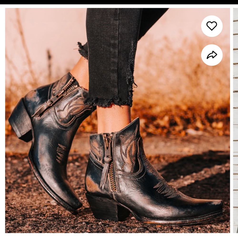 WOLF Black Ankle Boots with Western Stitching